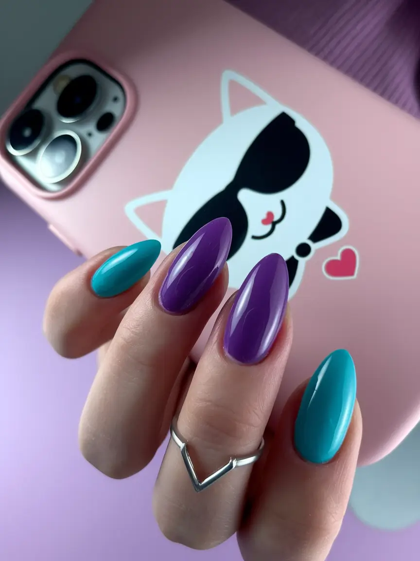 2025 Fall Manicure Ideas Vibrant Teal and Purple Contrast