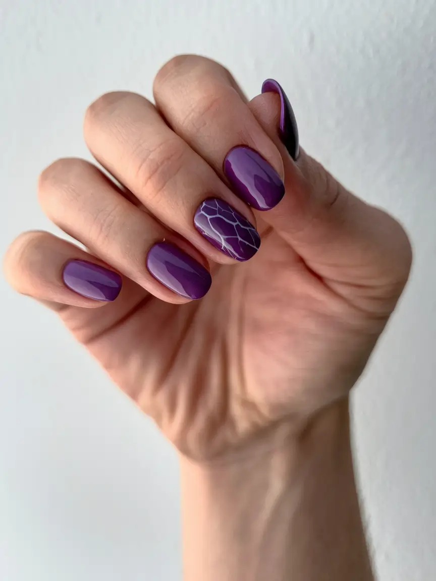 2025 Fall Manicure Ideas Purple Chic with Web-Like Detailing