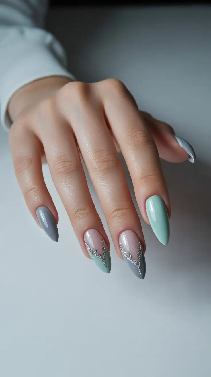 Simple Winter Nails 2025–2026 Frosted Mint and Silver Glam