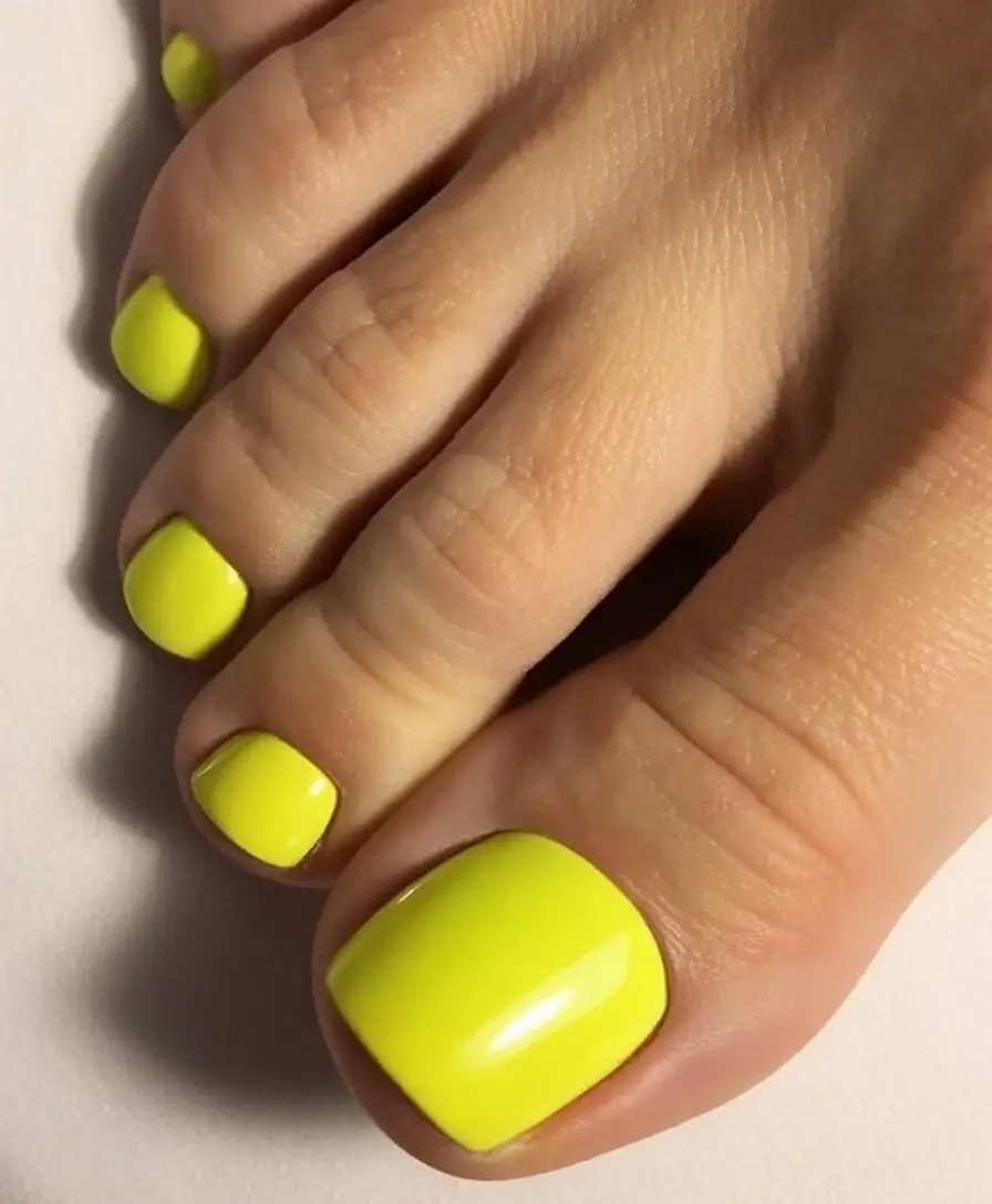 cozy spring toe nail color 2026 Sunlit Lemon Glow for Fresh Spring Pedicures