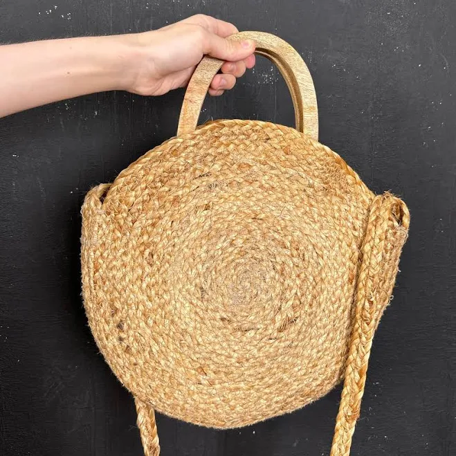 bag 00s Boho Woven Straw Crossbody Bag with Wooden Handles Etsy - vinylissimo $39