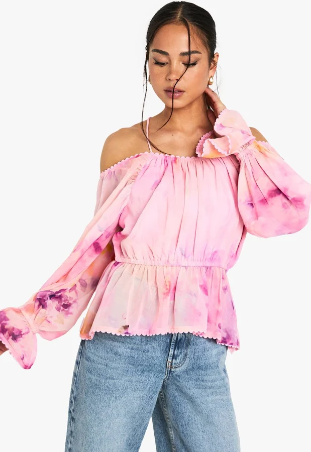 blouses Boohoo Women's Off-The-Shoulder Floral Print Blouse boohoo USA $20