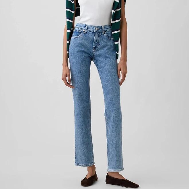 jeans Gap Women's Mid Rise '90s Straight Jeans Gap Factory $47.99