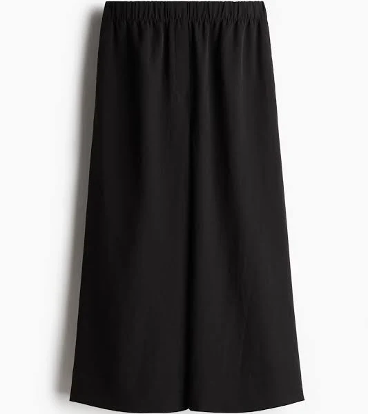 culottes H&M Ladies Wide-Leg Culottes H&M $39.99