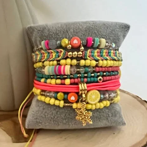 accessory Kawaii Pastel Festival Bracelet Set Etsy - Eklectyc $30