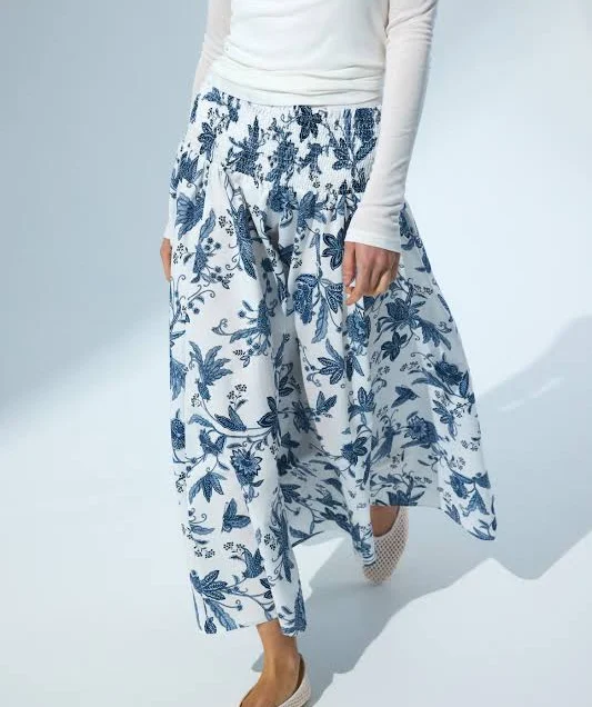skirt Ladies H&M White/Blue Floral Smocked-waist skirt H&M $39.99
