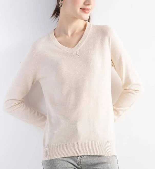 top Merino Wool Blend V-Neck Seamless Sweater Chanyarn $22.99
