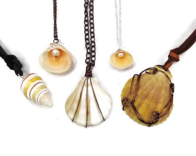 accessory Natural Shell Pendant Necklace Etsy - BeBeautifulDesigns $19.99