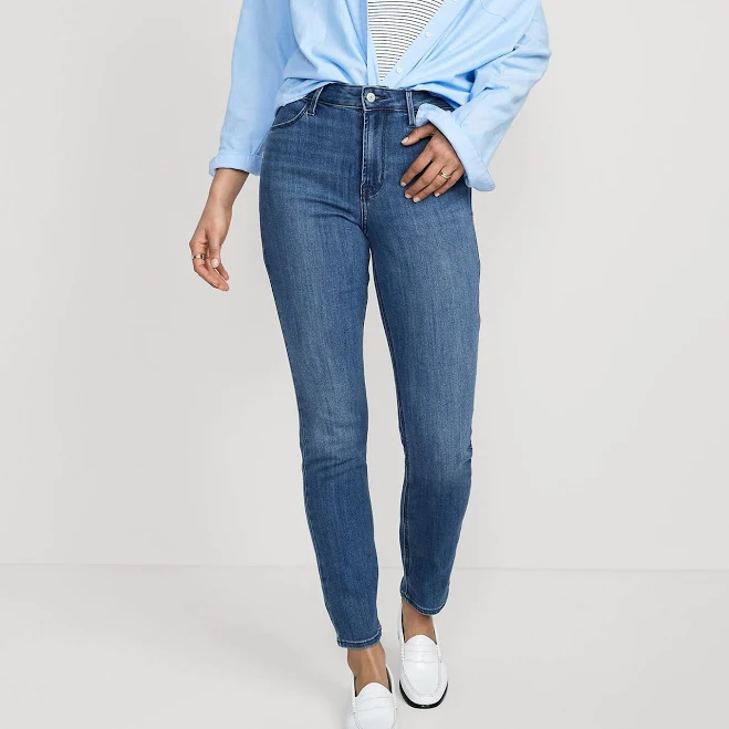 jeans Old Navy Women's High-Waisted Wow Straight Ankle Jeans Old Navy $17.49