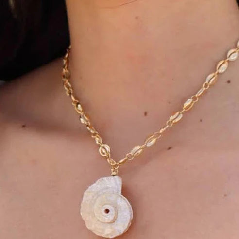 accessory Shore Women's Golden Spiral Shell Pendant Necklace Shore $88