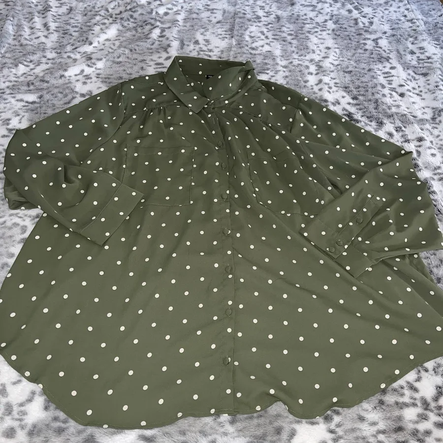 blouse Torrid Green Polka Dot Button Down Blouse eBay - heaholl_94 $40