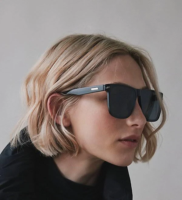 accessory Urban Outfitters Women's Oversized Square Plastic Sunglasses Urban Outfitters $15