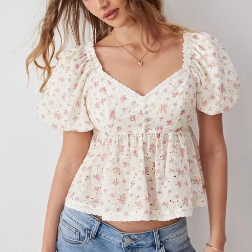 top Woven Cotton-Blend Floral Sweetheart Lace Trim Puff Sleeve Cropped Blouse Cider $37.9
