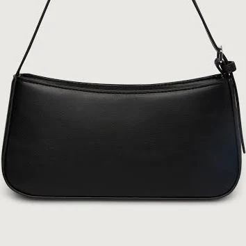 Oak + Fort minimal black bag