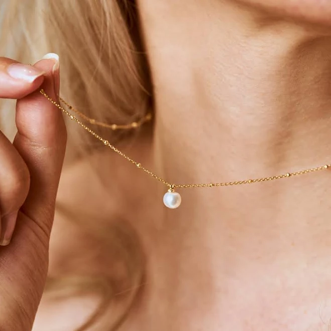 Minimalist Gold Pearl Bead Choker Necklace