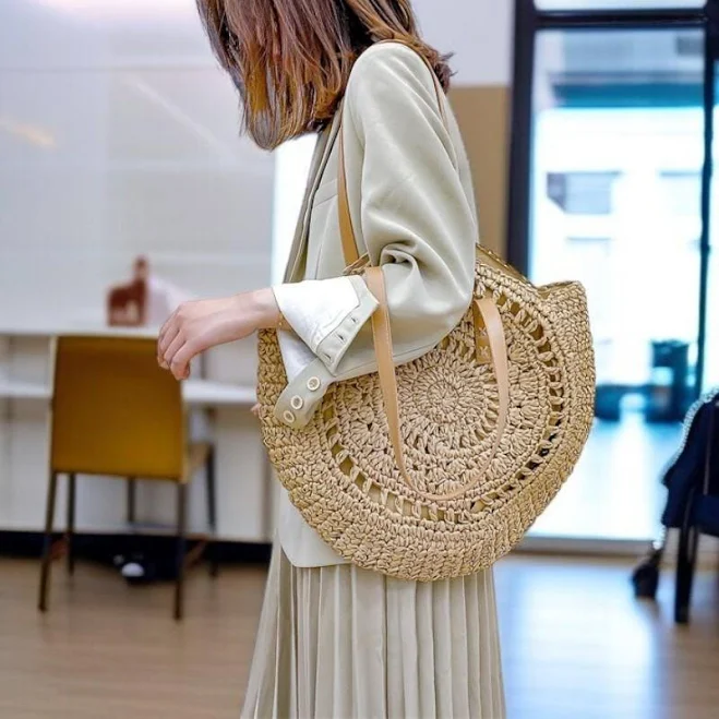 Straw Shoulder Tote Bag