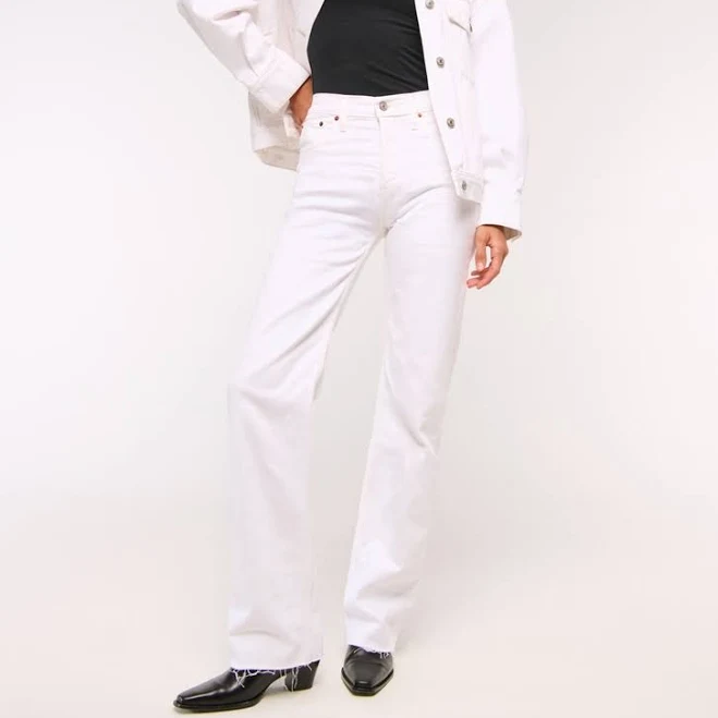 Abercrombie & Fitch Women's High Rise 90s Relaxed Jean with Raw Hem