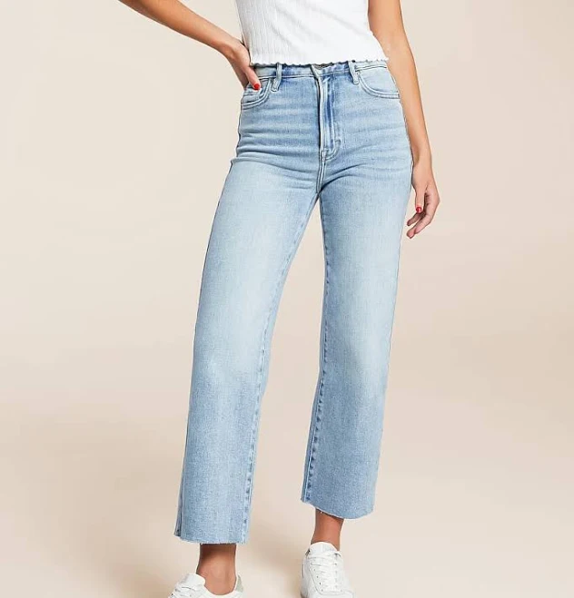 Hidden Women's Ella Cropped Stretch Jean