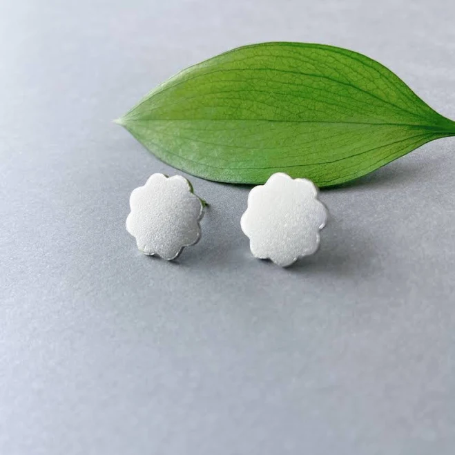 Dainty Silver Flower Stud Earrings