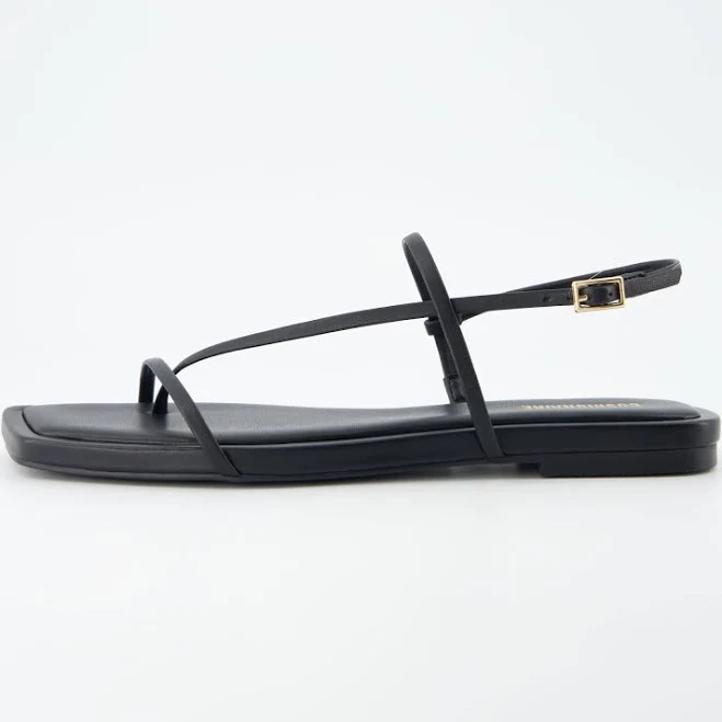 Cushionaire Women's Glory Strappy Flat Sandal