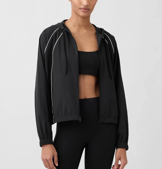Gap Women's Gapfit Tech Windbreaker
