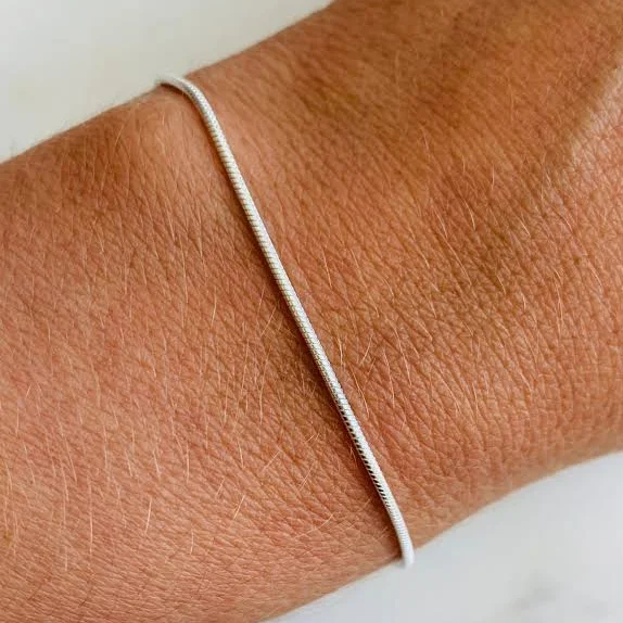 Sterling Silver Sleek & Minimal Snake Bracelet