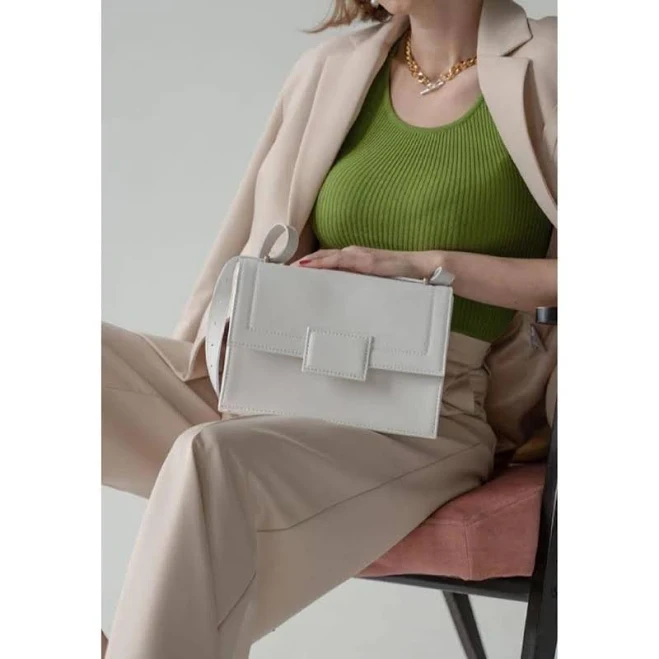 Minimalist Structured Leather Crossbody Bag