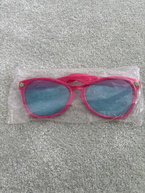 Novelty Jumbo Giant Party Sunglasses With Bright Pink Frame 10.5” Long