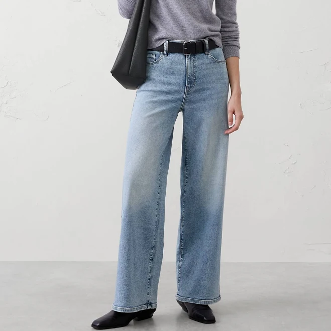 Wide-Leg High-Rise Jeans
