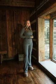 Town & Country Ribbed Flare Leggings