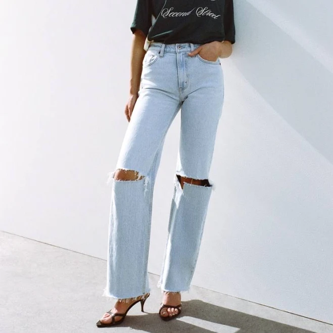 Abercrombie & Fitch Women's High Rise 90s Relaxed Raw Hem Jean