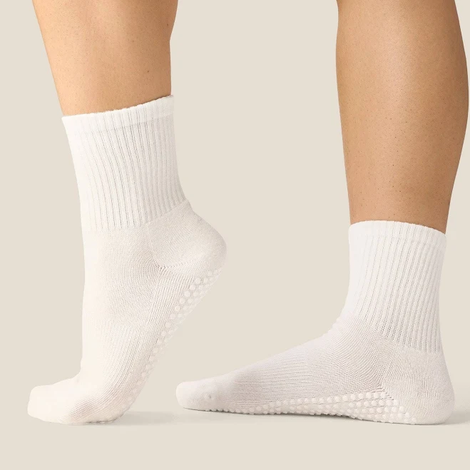 shoes Crew Non Slip Grip Socks MoveActive USA $18.95