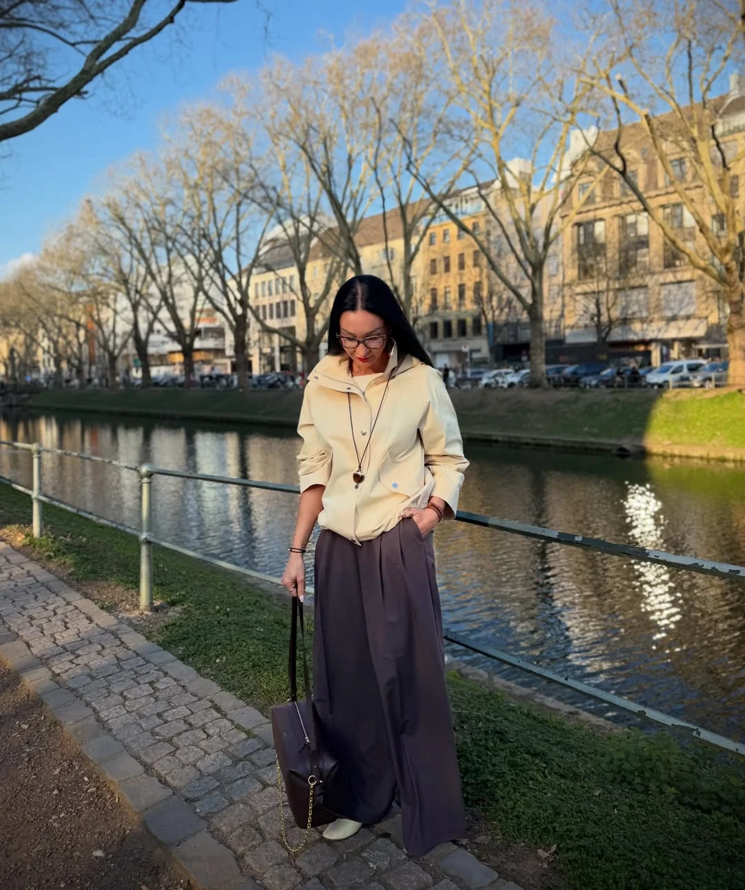 cozy chic fall outfits for 2026 Soft Neutrals and Flowing Trousers for Quiet Luxury Days
