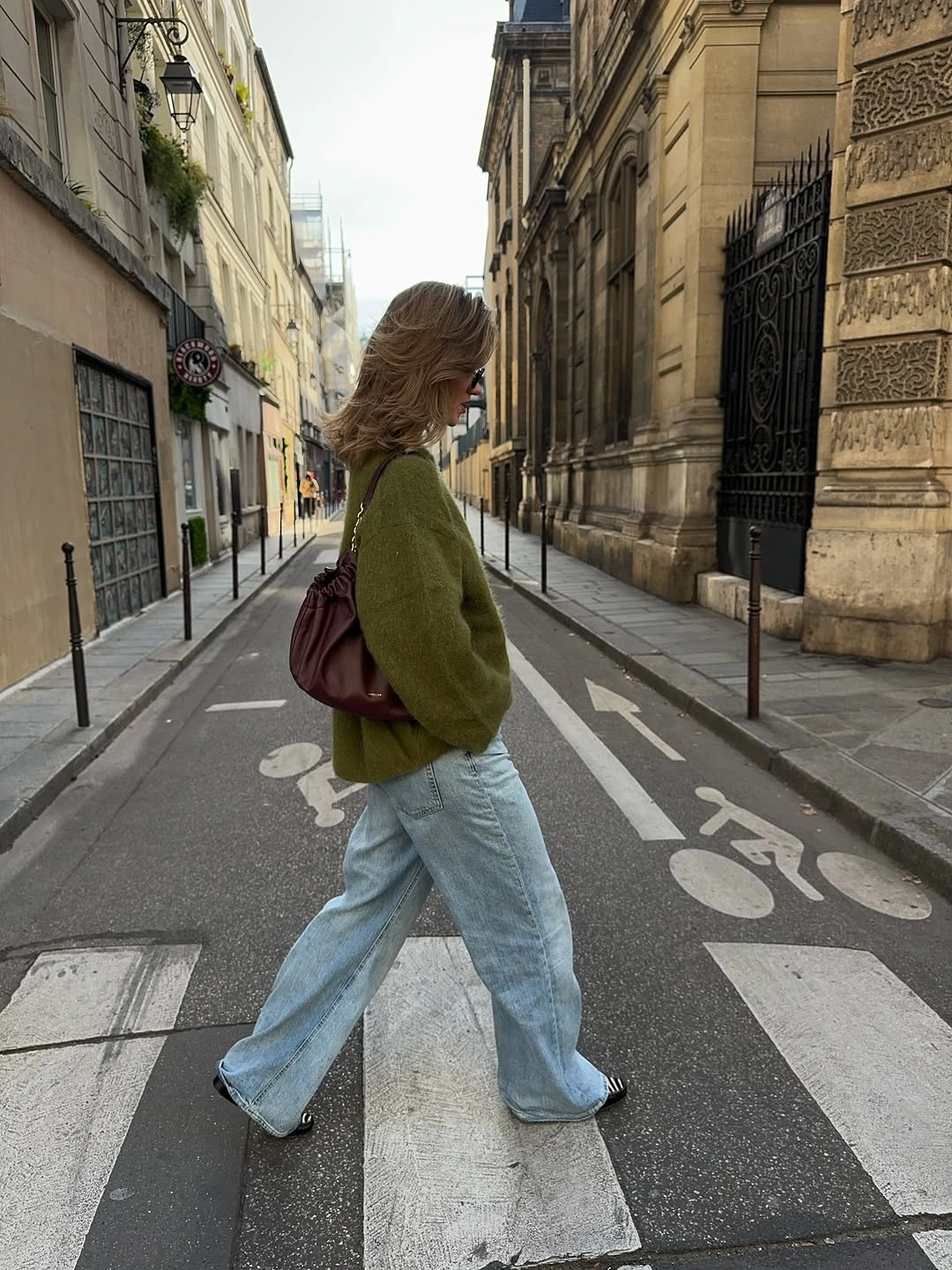 early fall outfits 2026 Relaxed Olive Knit and Wide-Leg Denim for Everyday European Style