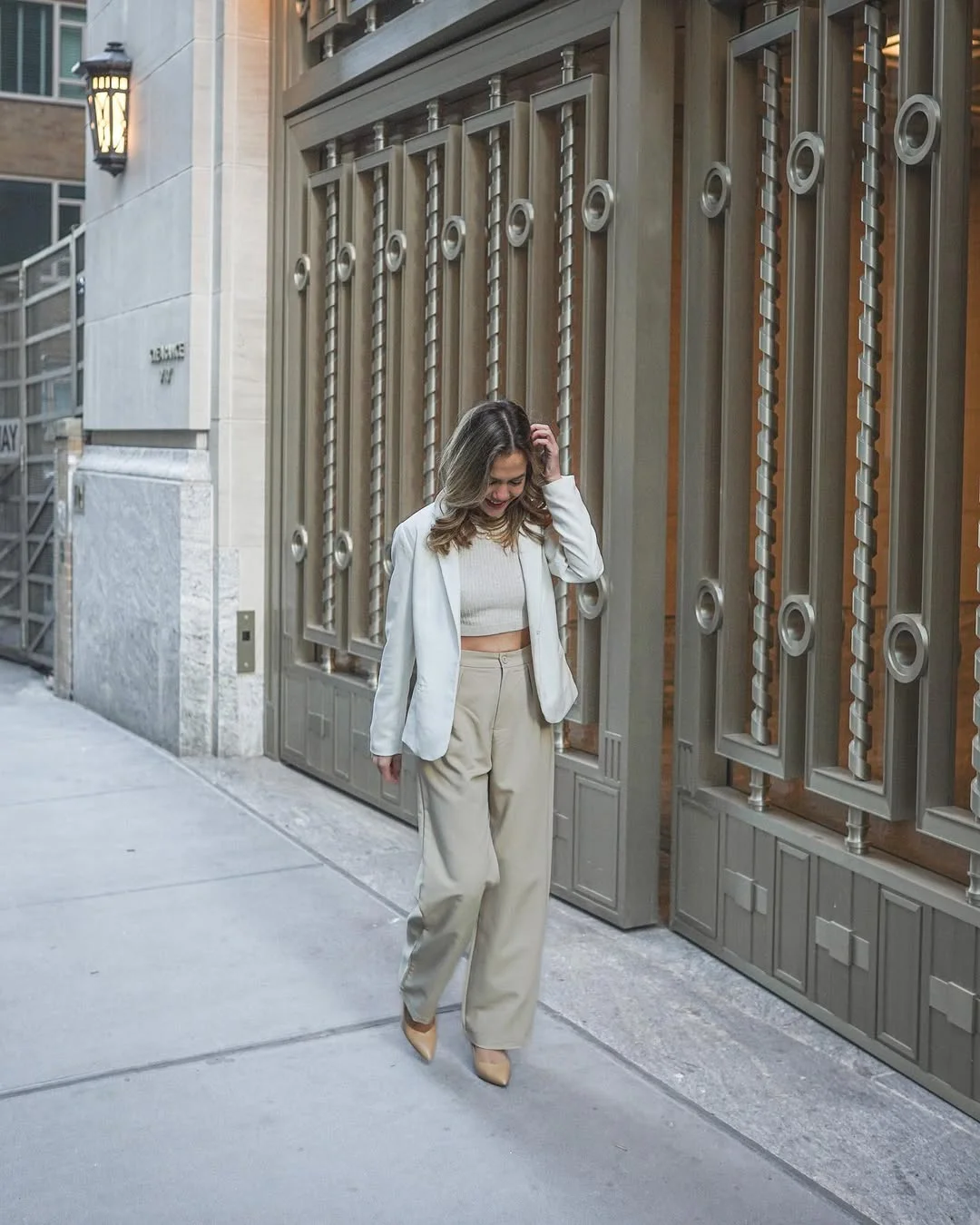 Early fall outfits ideas 2026 Soft Neutral Tailoring For Modern Office Dressing
