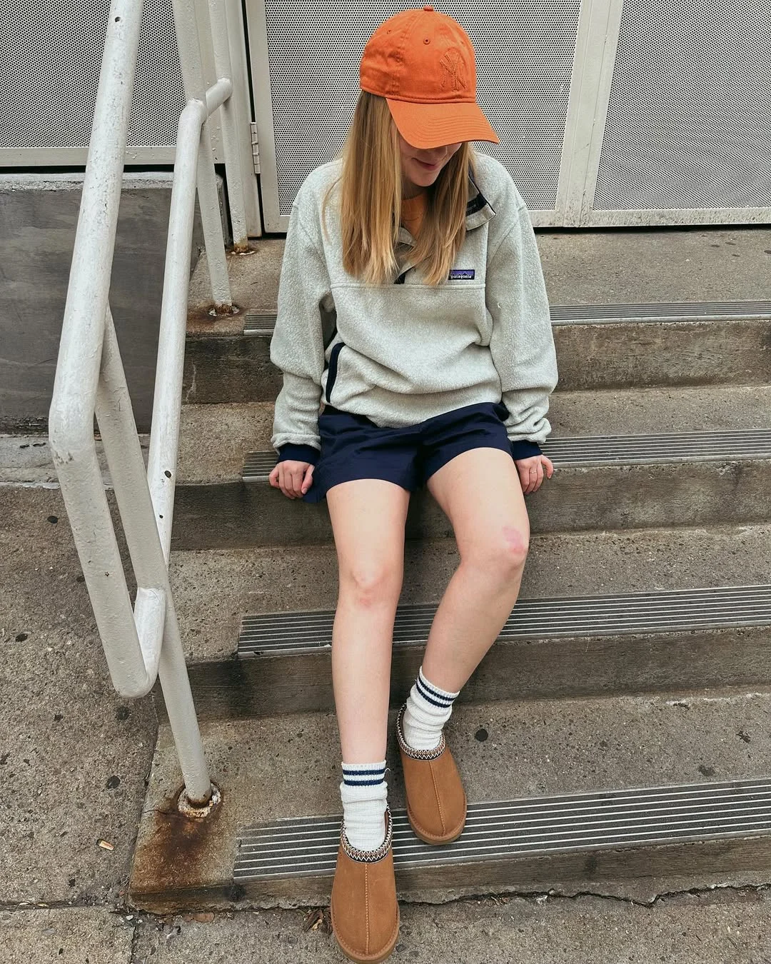 Early fall outfits ideas 2026 Sporty Pullovers And Weekend Shorts Styling