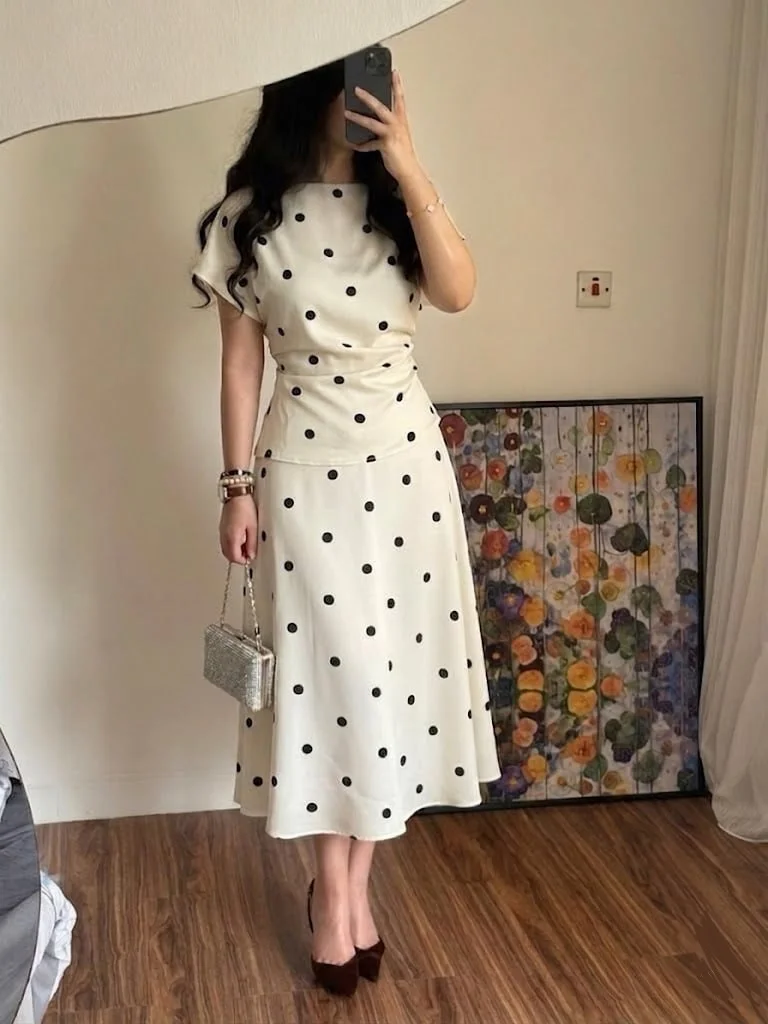 Early summer outfits 2026 Polka Dots Continue To Bring Back Vintage Elegance