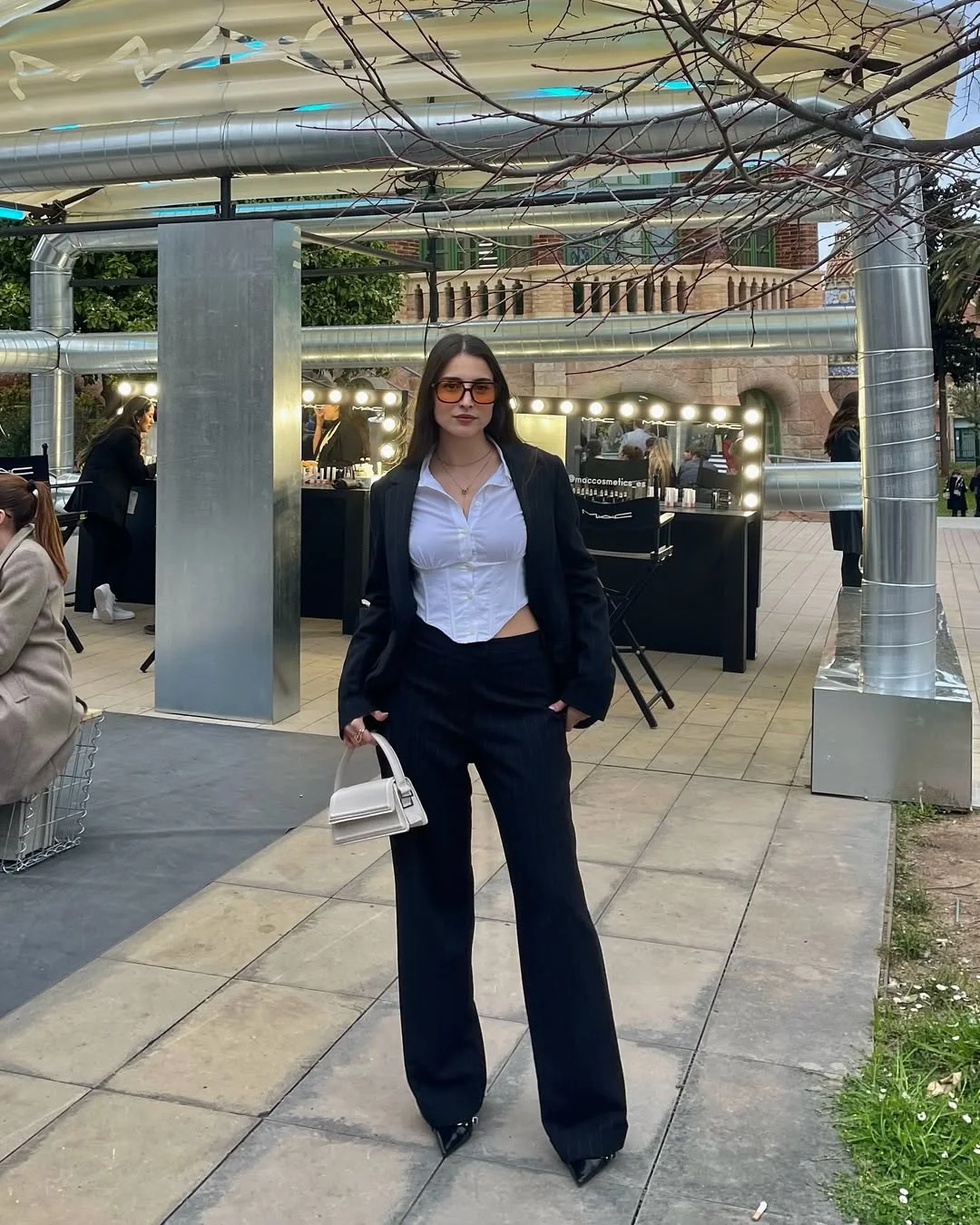 elegant fall office outfits 2026 The Tailored Black Suit That Always Looks Expensive