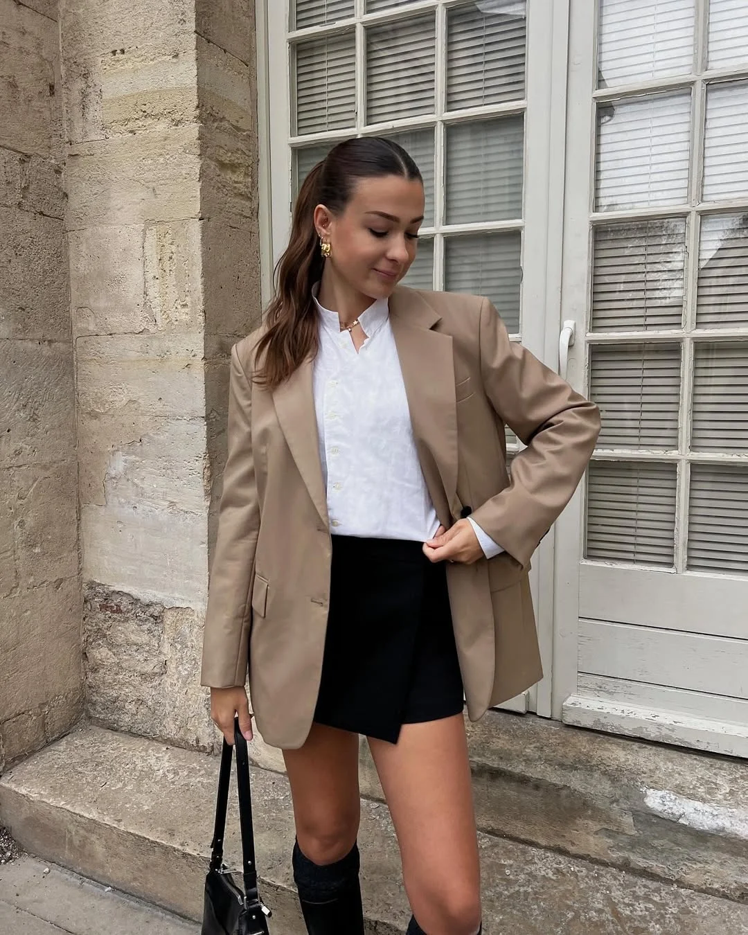 Fall blazer outfit inspo 2026 Minimal Camel Blazer and Mini Skirt Formula That Never Fails