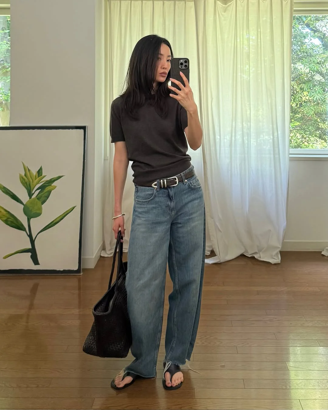 fall denim outfits for women 2026 Minimal Dark Tops and Relaxed Denim for Quiet Luxury Styling