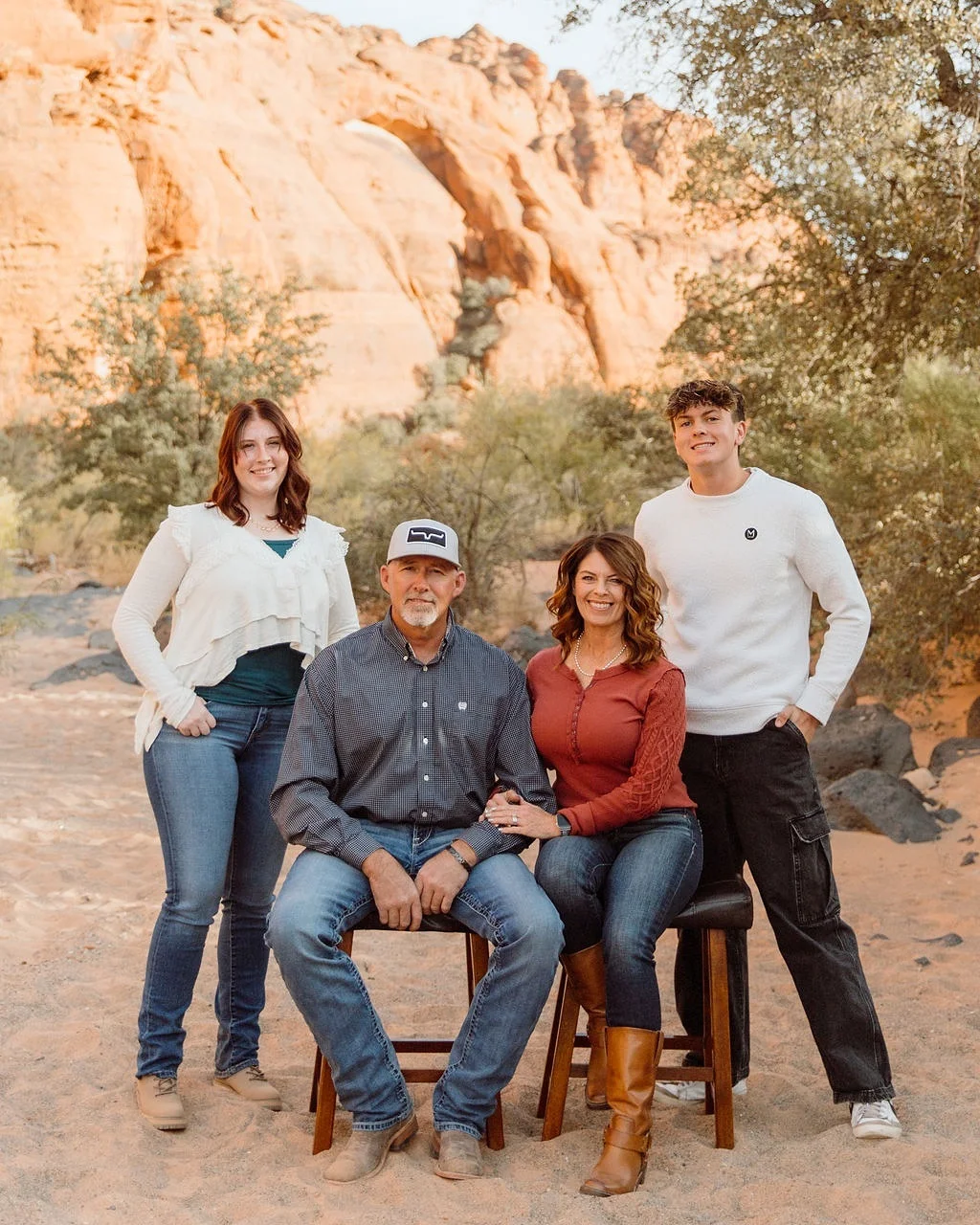 Fall Family Picture Outfits 2026: 21 Cozy & Timeless Outfit Ideas for Beautiful Family Photos