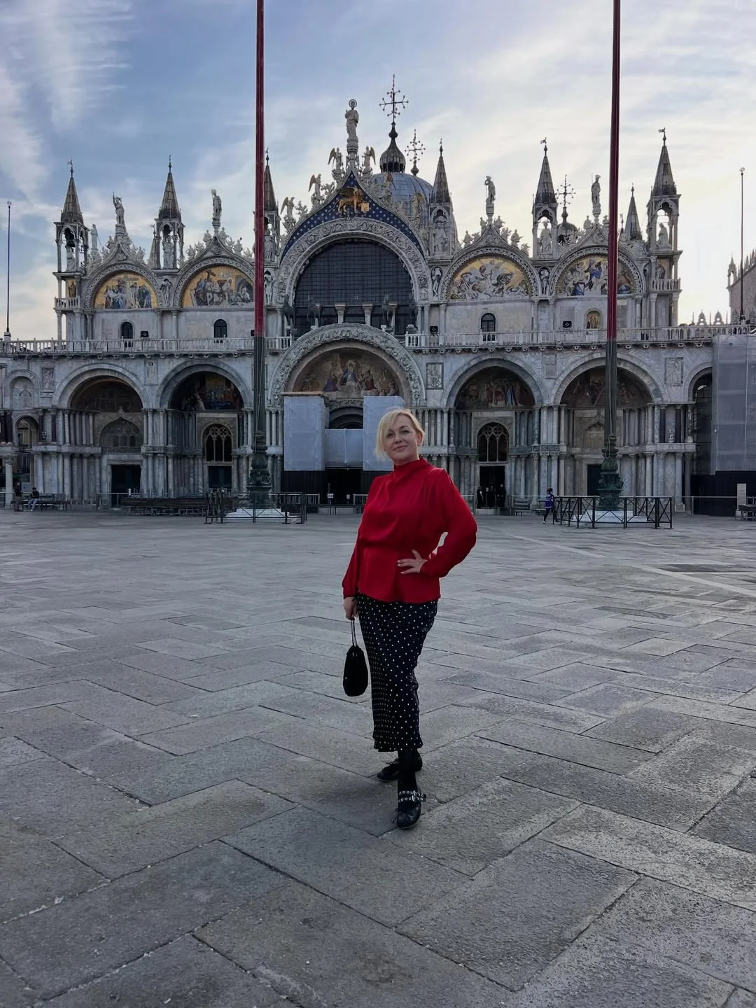 fall fashion for women over 40 Confident Red Accents Make Everyday Classics Feel New Again