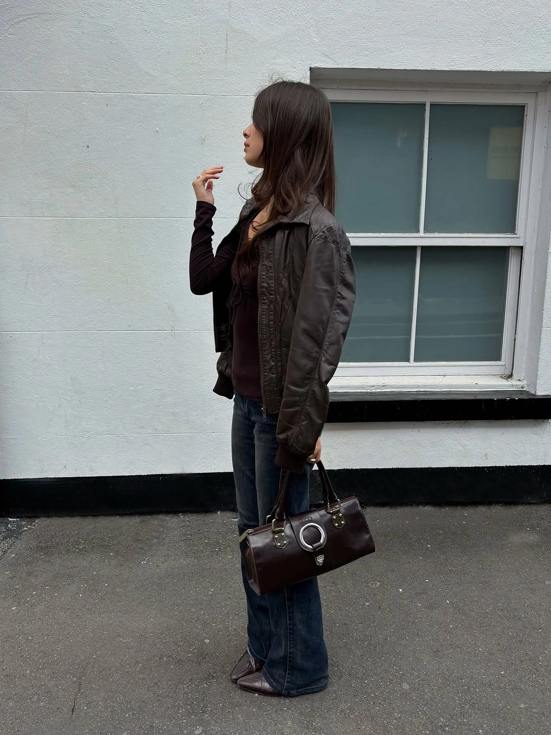 fall going out outfits 2026 Dark Denim and Leather That Never Go Out of Style