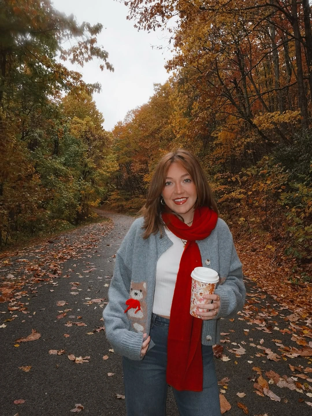 fall mom outfits 2026 Soft Knits and a Bold Scarf Bring Cozy Autumn Energy