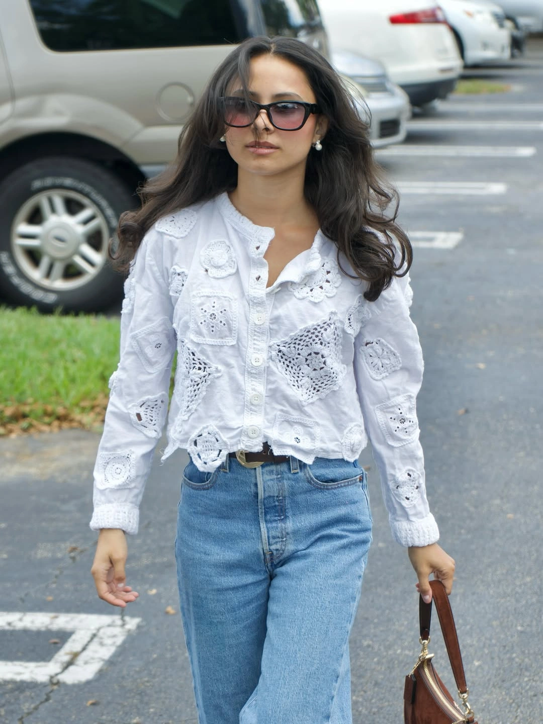 fall mom outfits 2026 White Statement Blouses Keep Fall Denim Looking Fresh