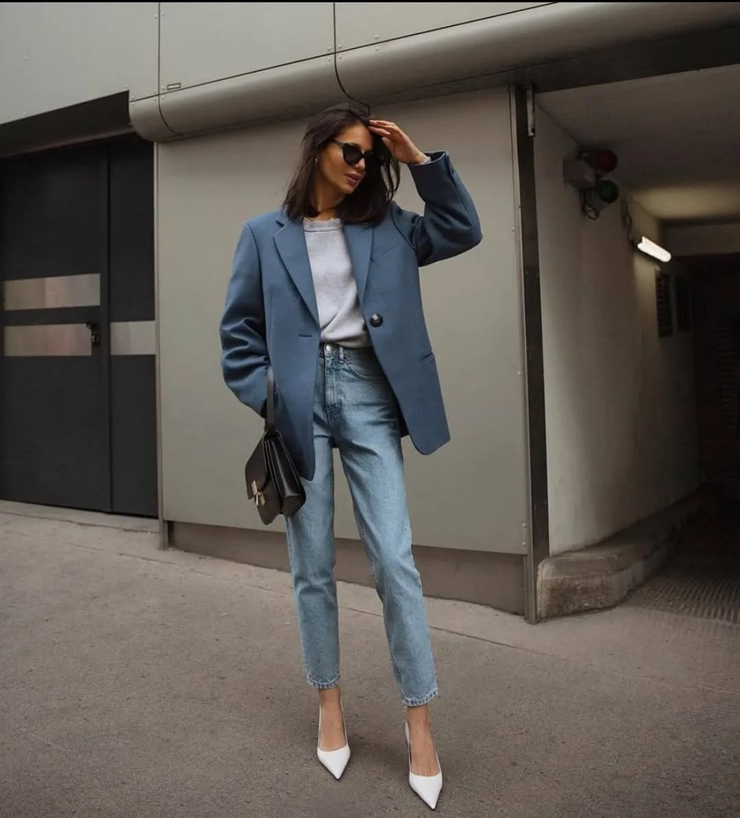 fall outfits for big busted women 2026 Blue Blazer and Jeans for Effortless Office Style