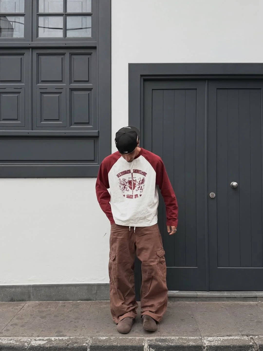 Fall outfits ideas for men 2026 Relaxed Vintage Layers With a Retro College Mood