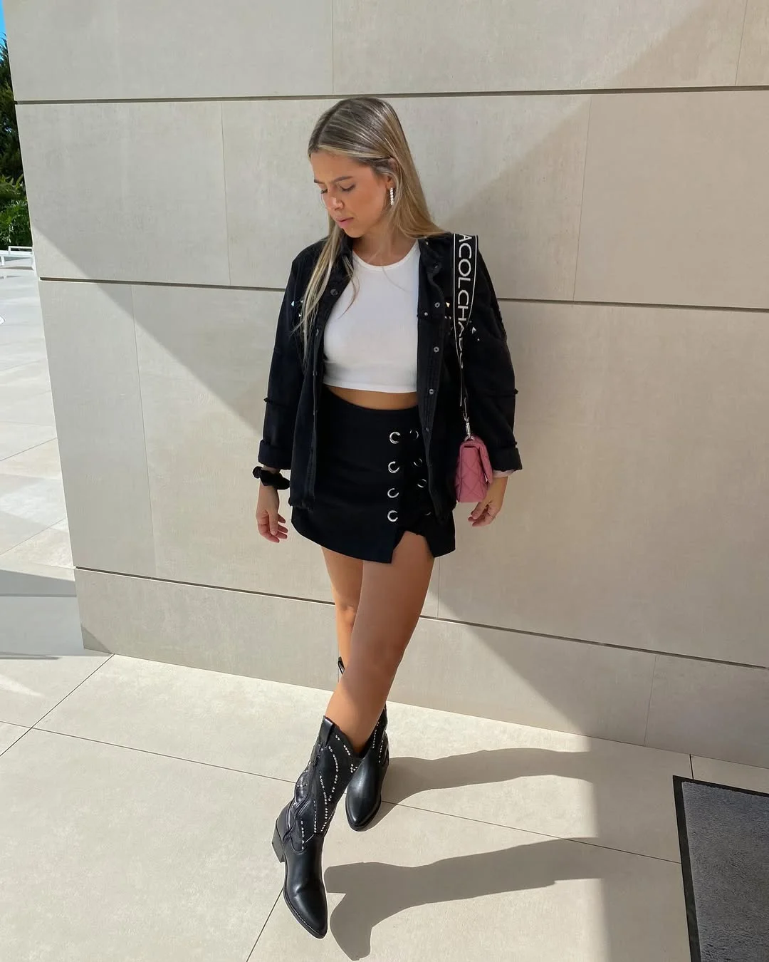 fall outfits with boots 2026 Modern Western Energy for Warm Autumn Days