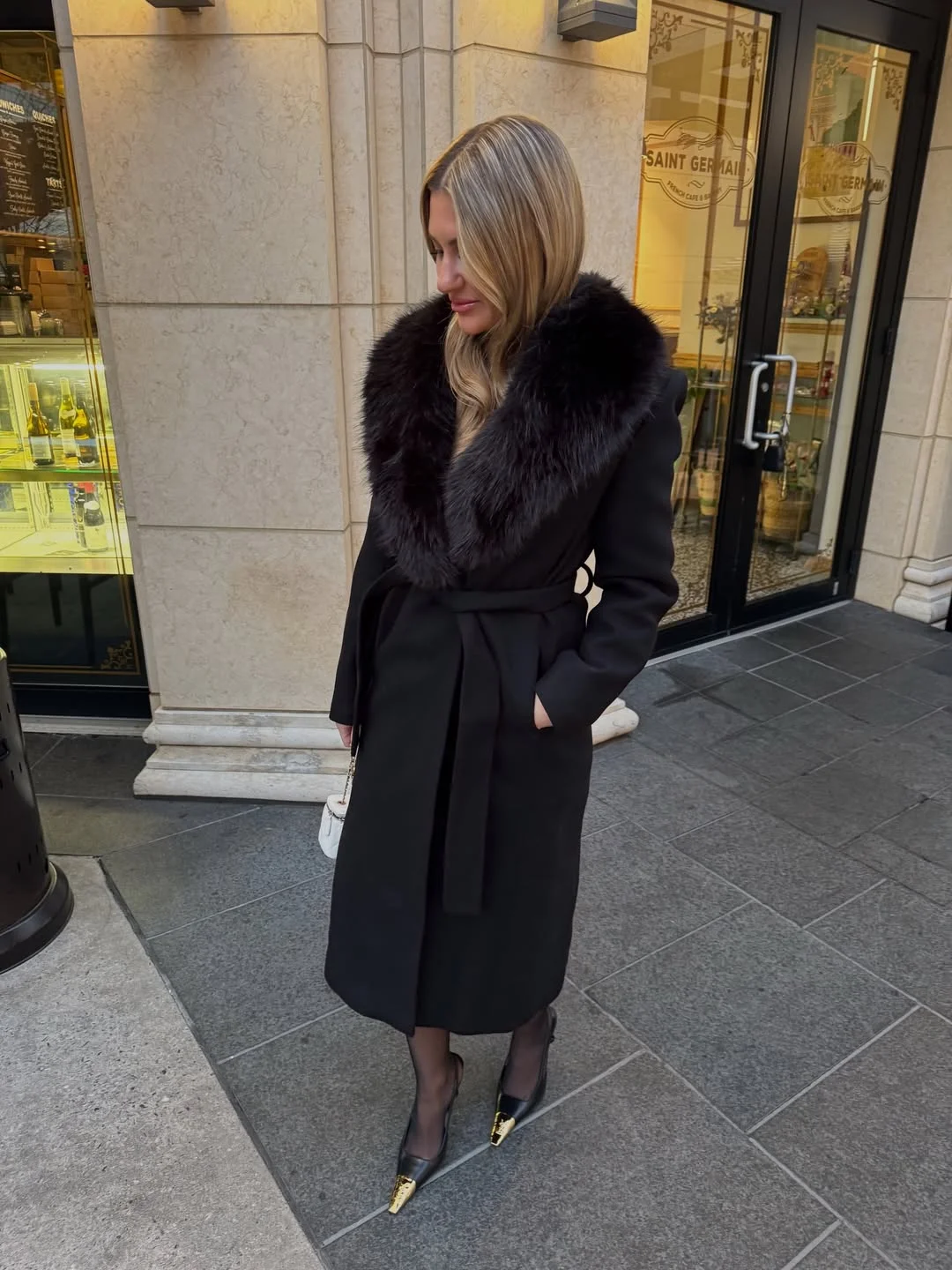 fall outfits with coat 2026 Elegant Black Coats Finish the Season With Timeless Glamour