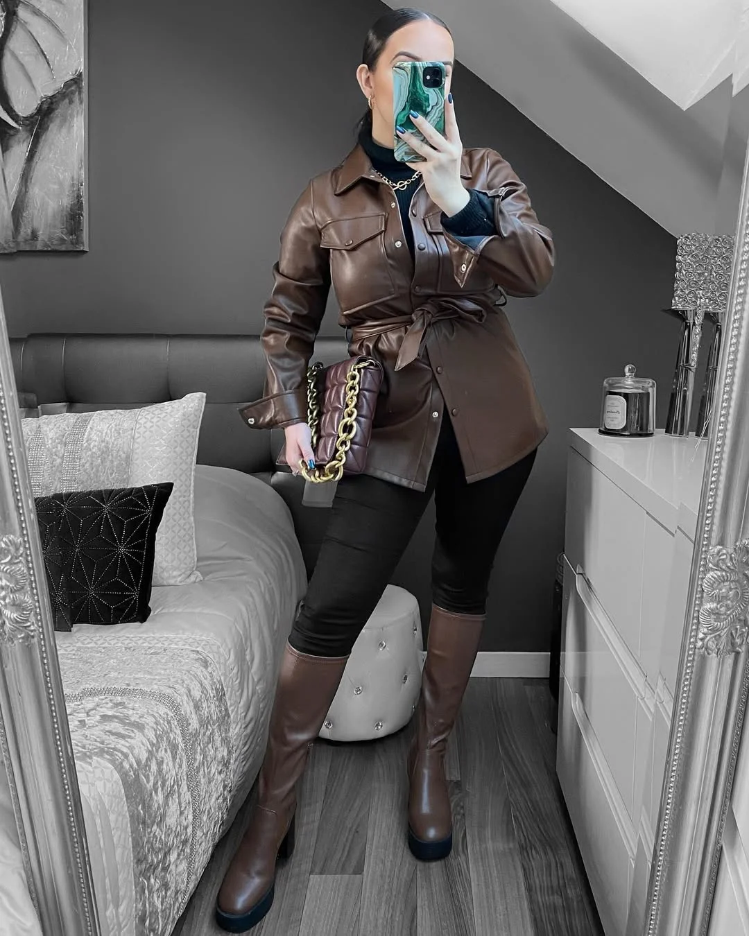 fall outfits with leggings and boots 2026 Monochromatic Brown Boots And Leggings Combination